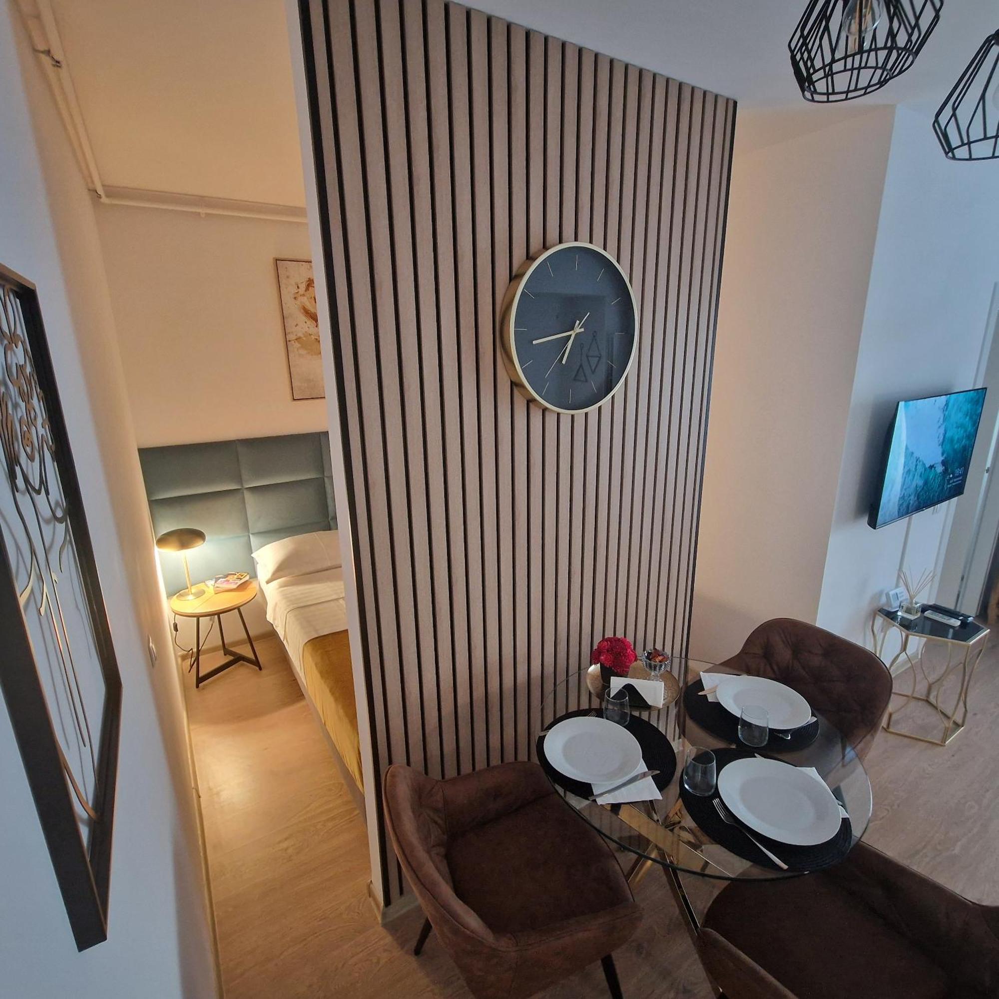 Irema Sunset View Studio Pallady Bukarest Exteriör bild