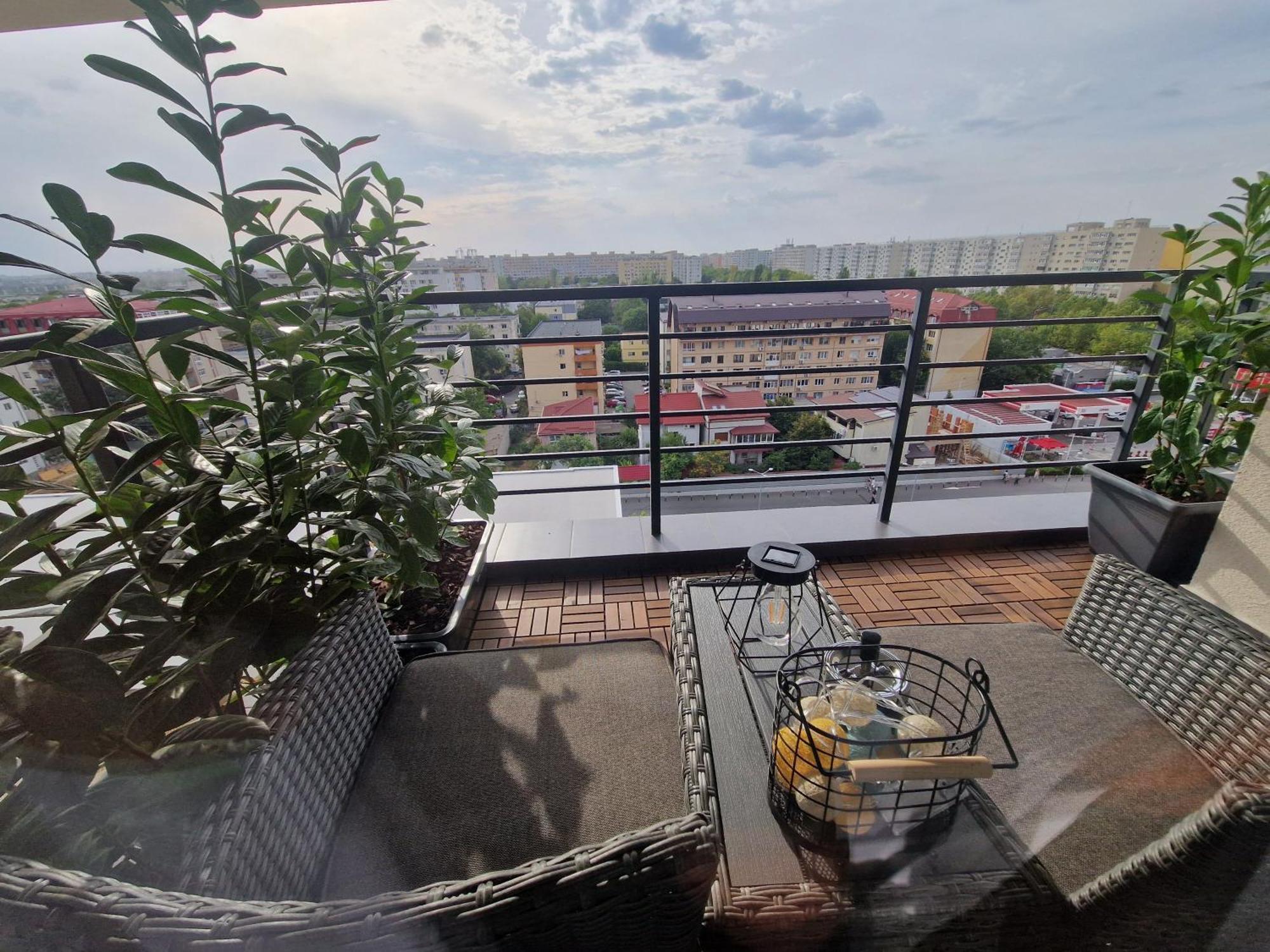 Irema Sunset View Studio Pallady Bukarest Exteriör bild