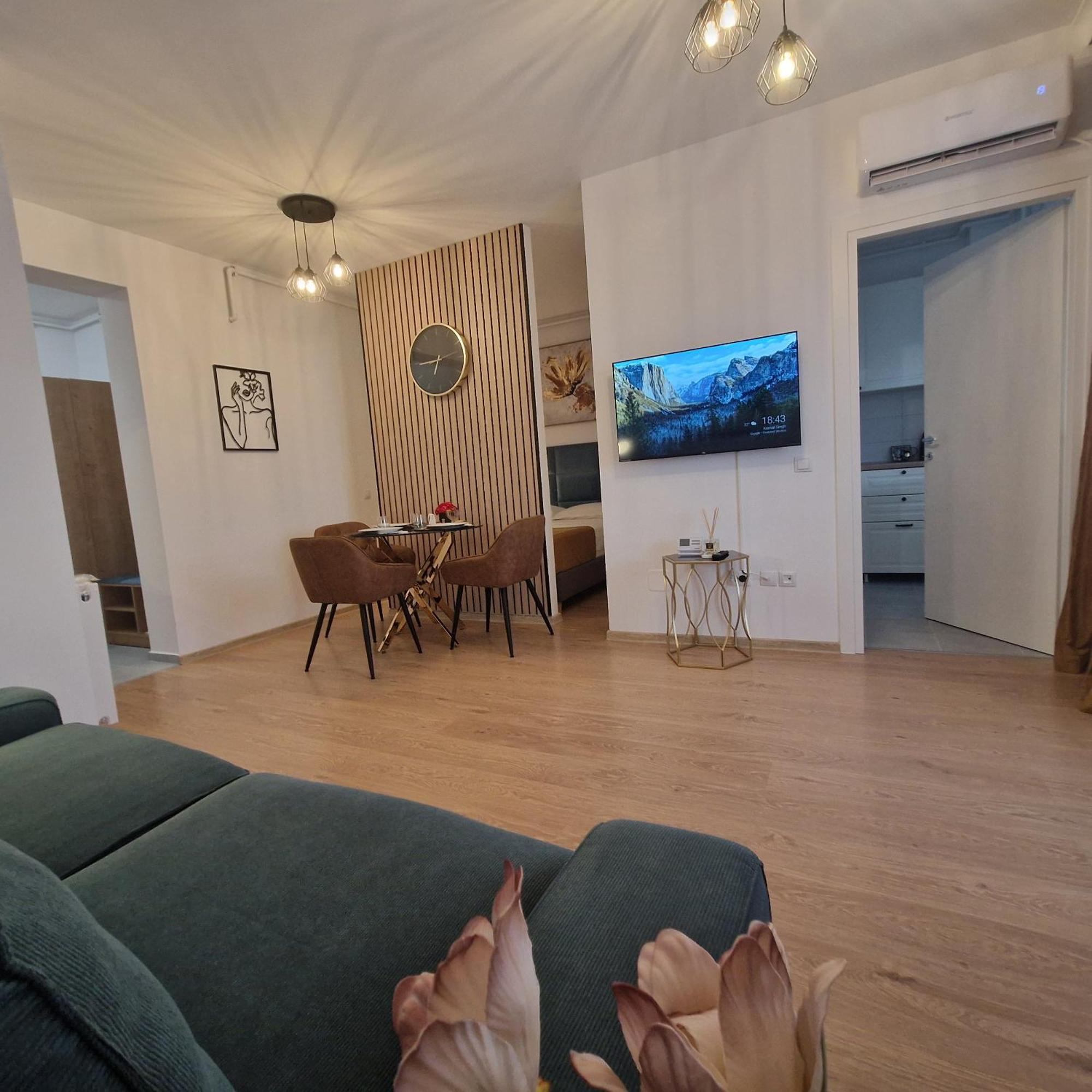 Irema Sunset View Studio Pallady Bukarest Exteriör bild